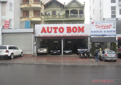 Biển quảng cáo oto Bom